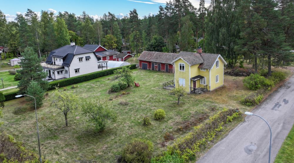 Södra Snickarvägen 1