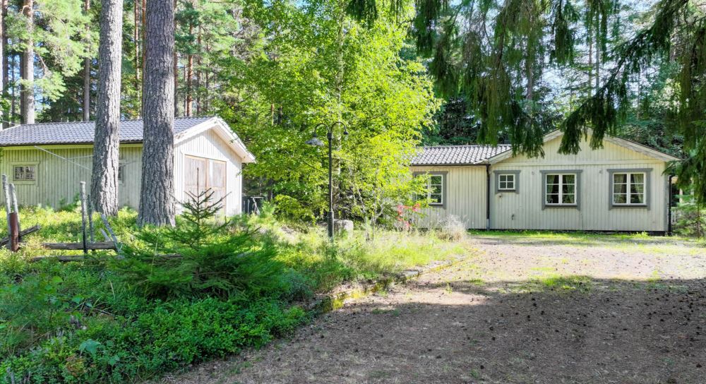 Vårvägen 13